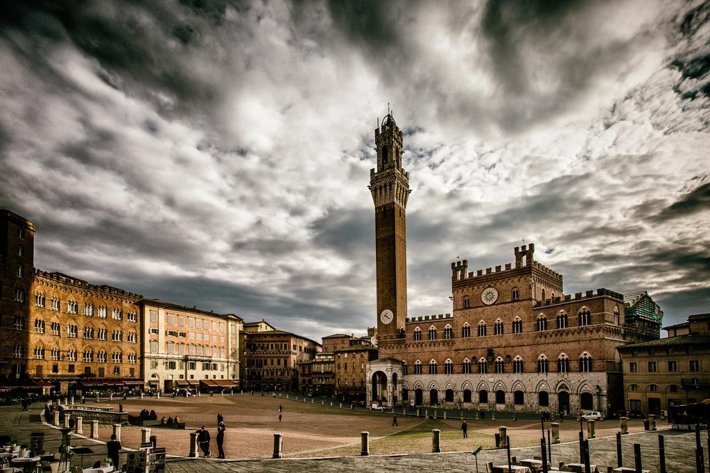 Palazzo Del Magnifico B&B Siena Exterior photo