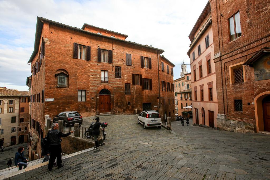 Palazzo Del Magnifico B&B Siena Exterior photo