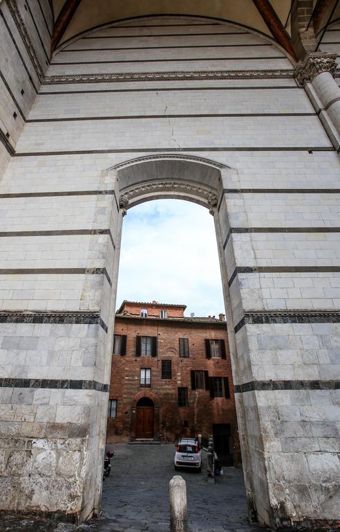 Palazzo Del Magnifico B&B Siena Exterior photo